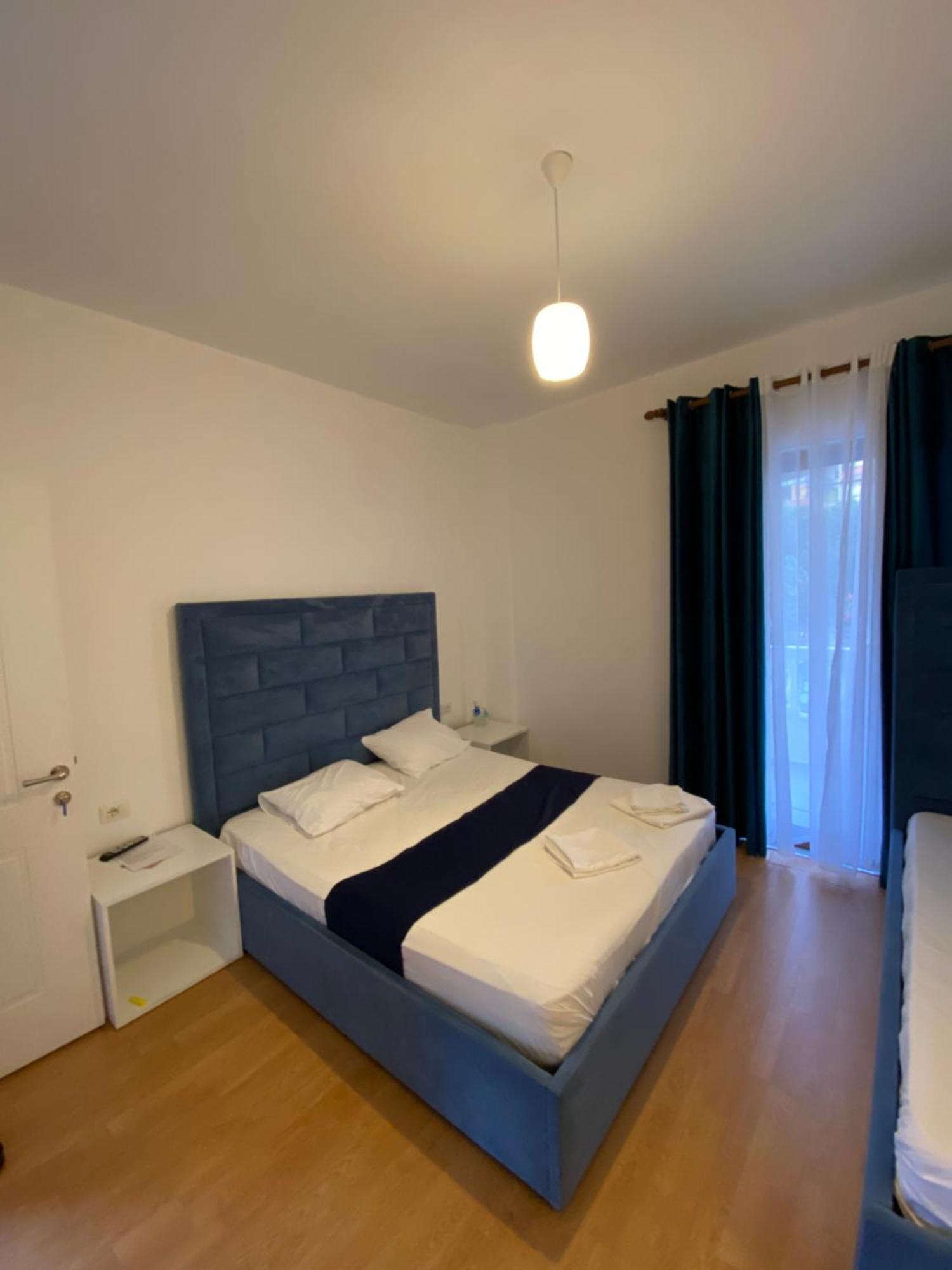 Enia'S Room Sarande Bagian luar foto